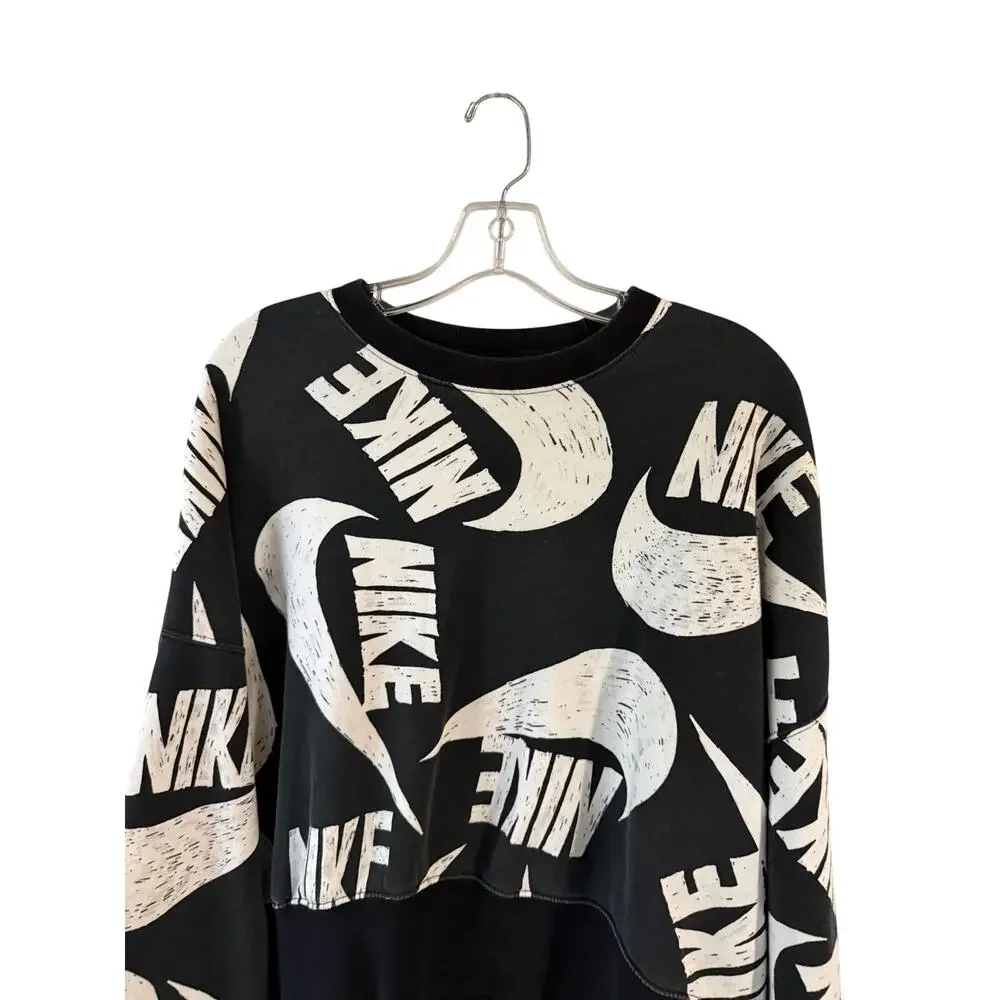 Nike Women’s Large Black White Logo Dolman Sleeve Cropped Sweatshirt